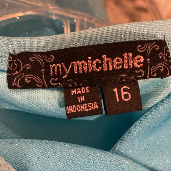 Little girls dress - Picture 5 of 6